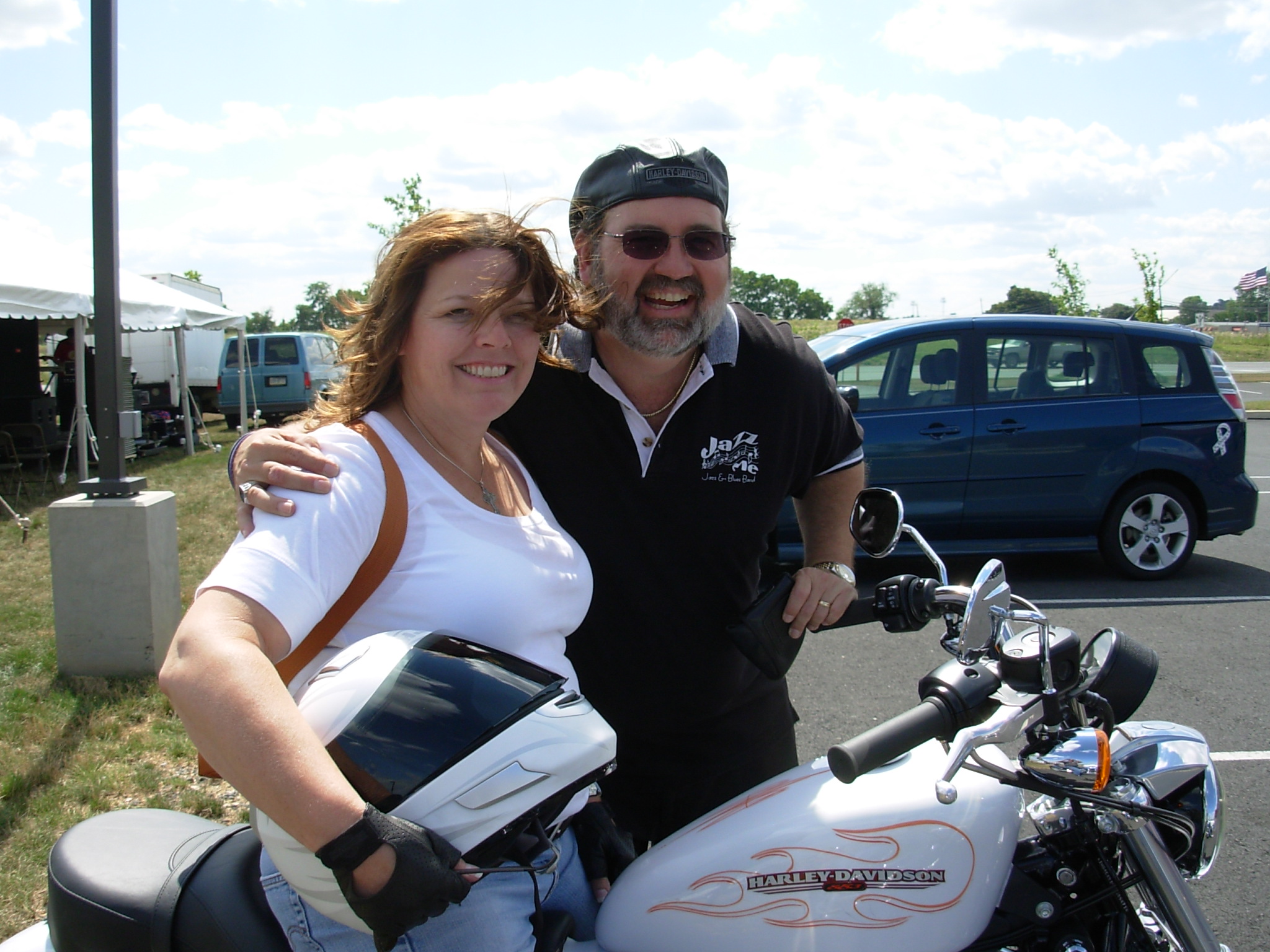 The Wise Guy with biker babe Holly ....
