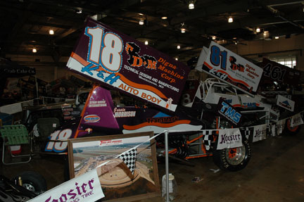 Sprint Cars galore at Dirt Trackin' in York
