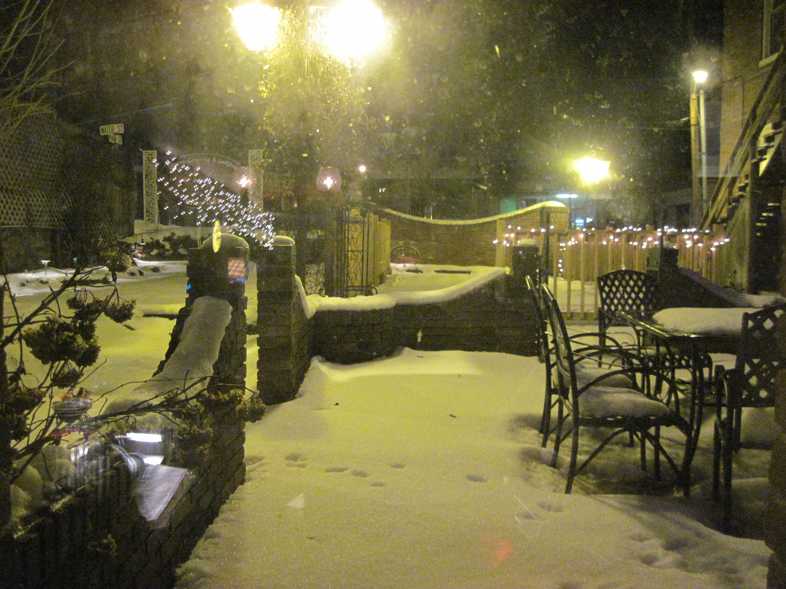 Beautiful winter scene outside the Glen Rock Mill Inn
