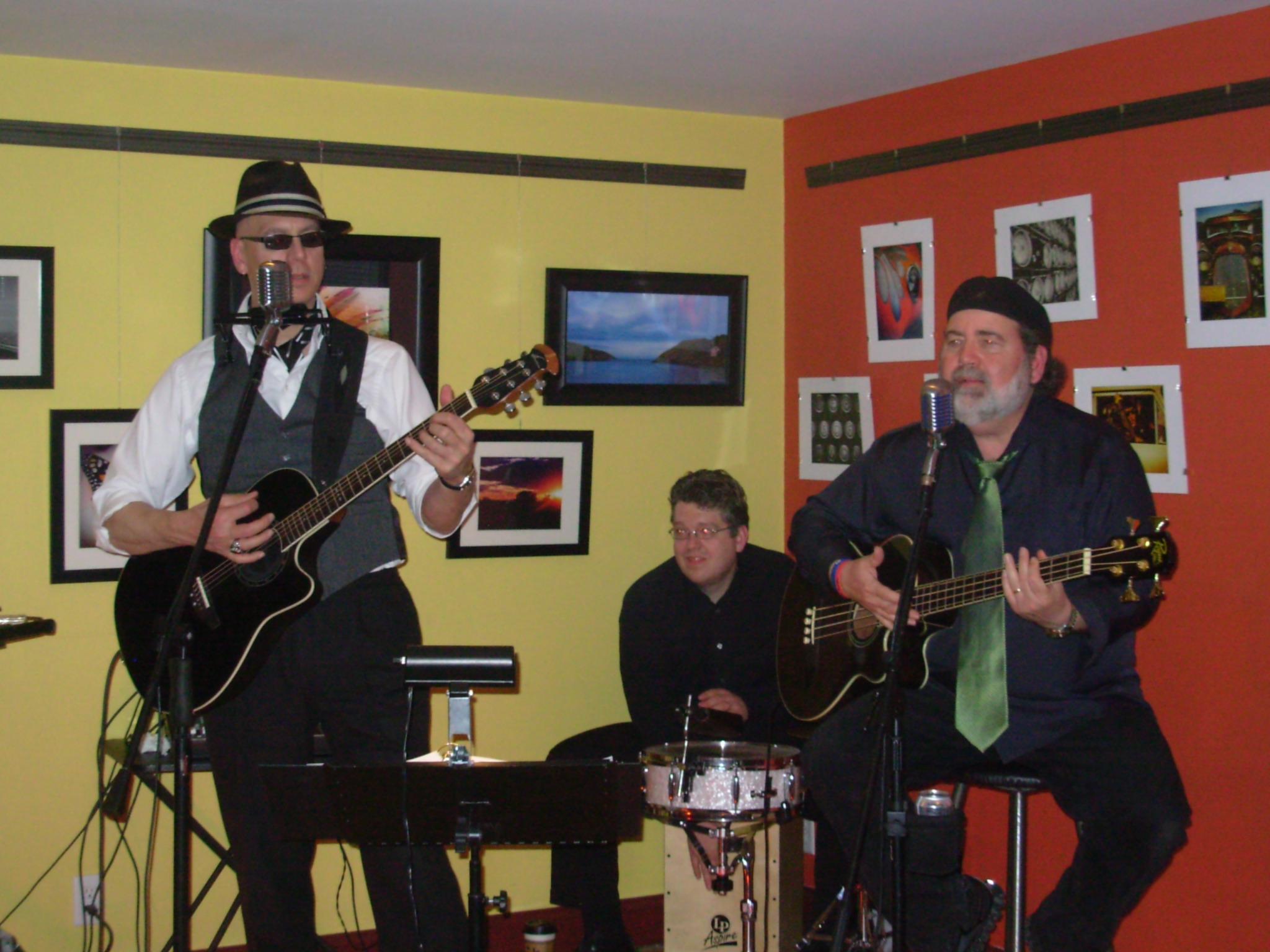 Acoustic music at Zeek's in Dillsburg
